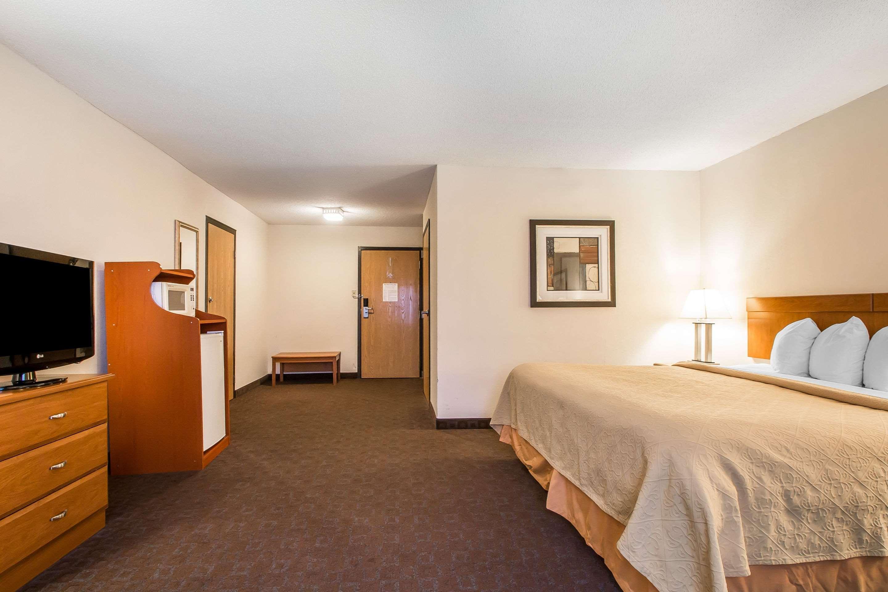 Quality Inn Morris I-80 Екстериор снимка