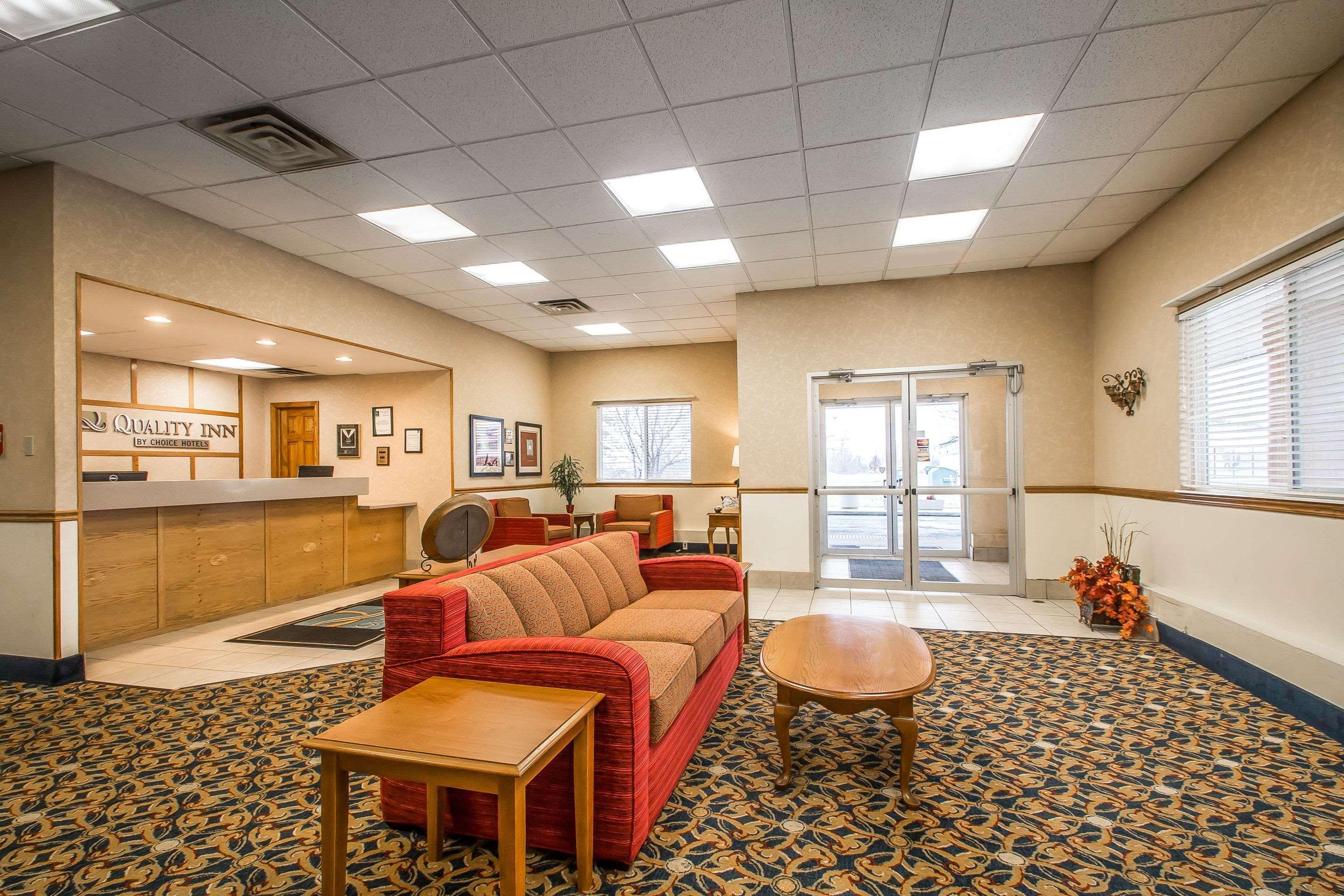 Quality Inn Morris I-80 Екстериор снимка