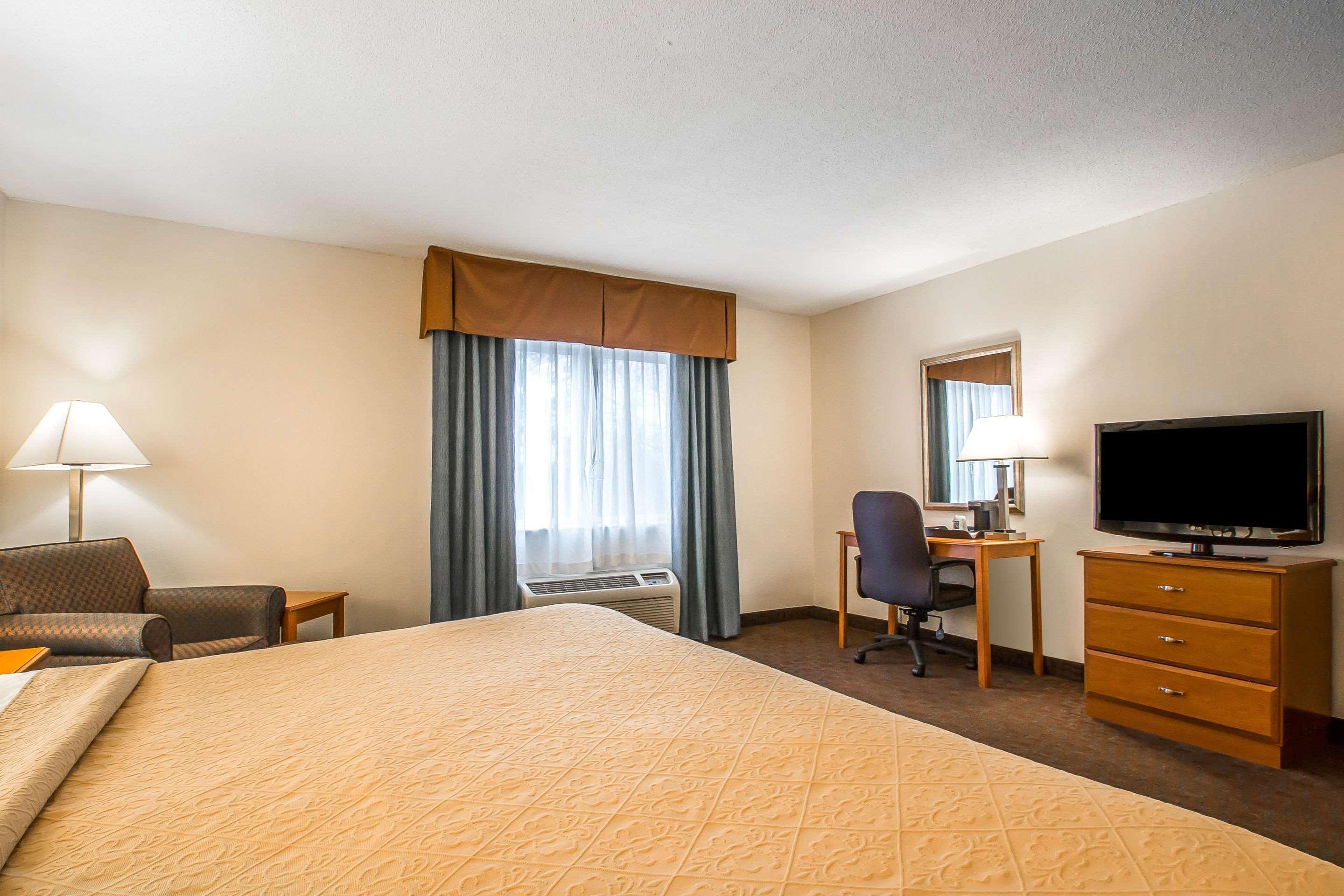 Quality Inn Morris I-80 Екстериор снимка