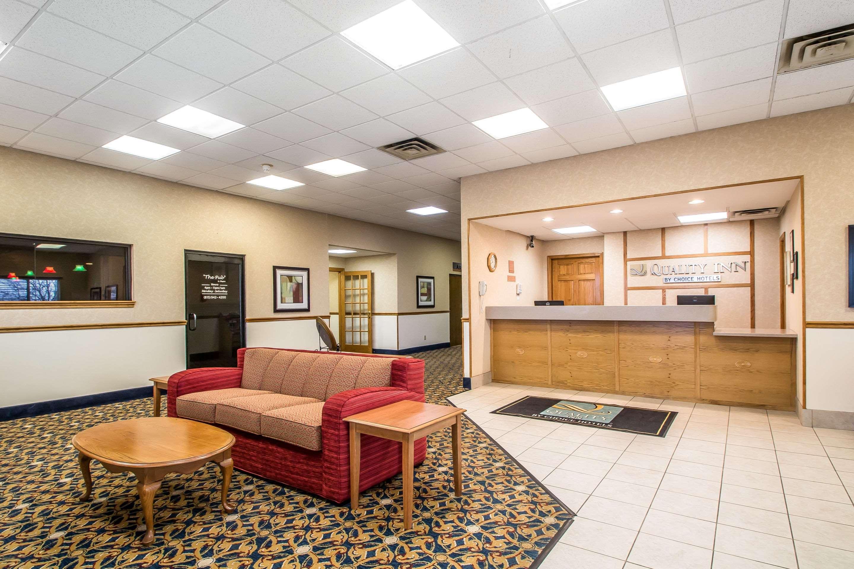 Quality Inn Morris I-80 Екстериор снимка
