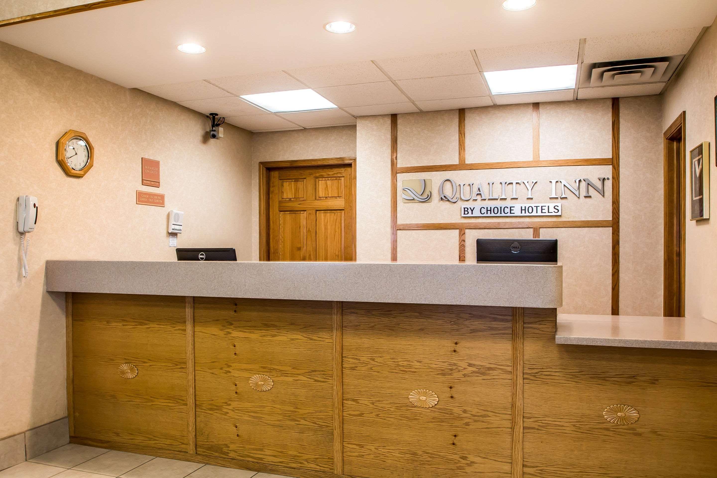 Quality Inn Morris I-80 Екстериор снимка