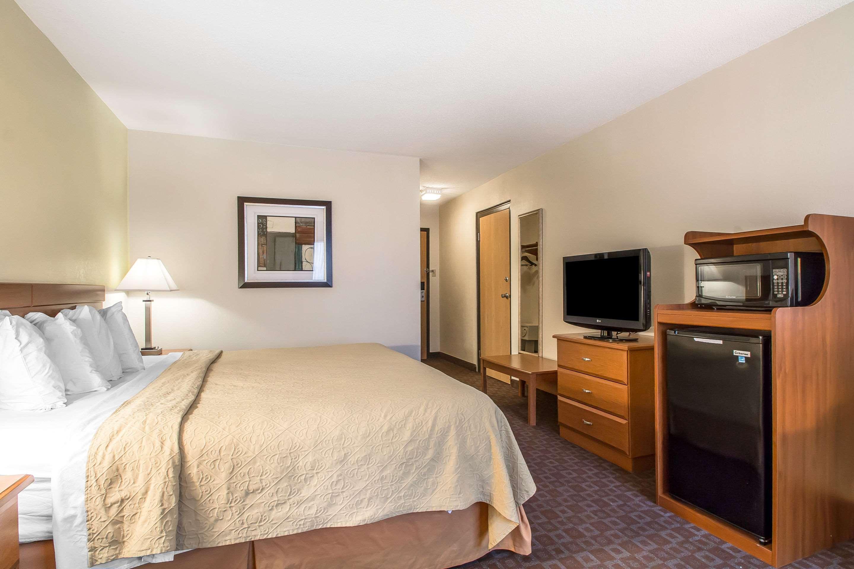 Quality Inn Morris I-80 Екстериор снимка