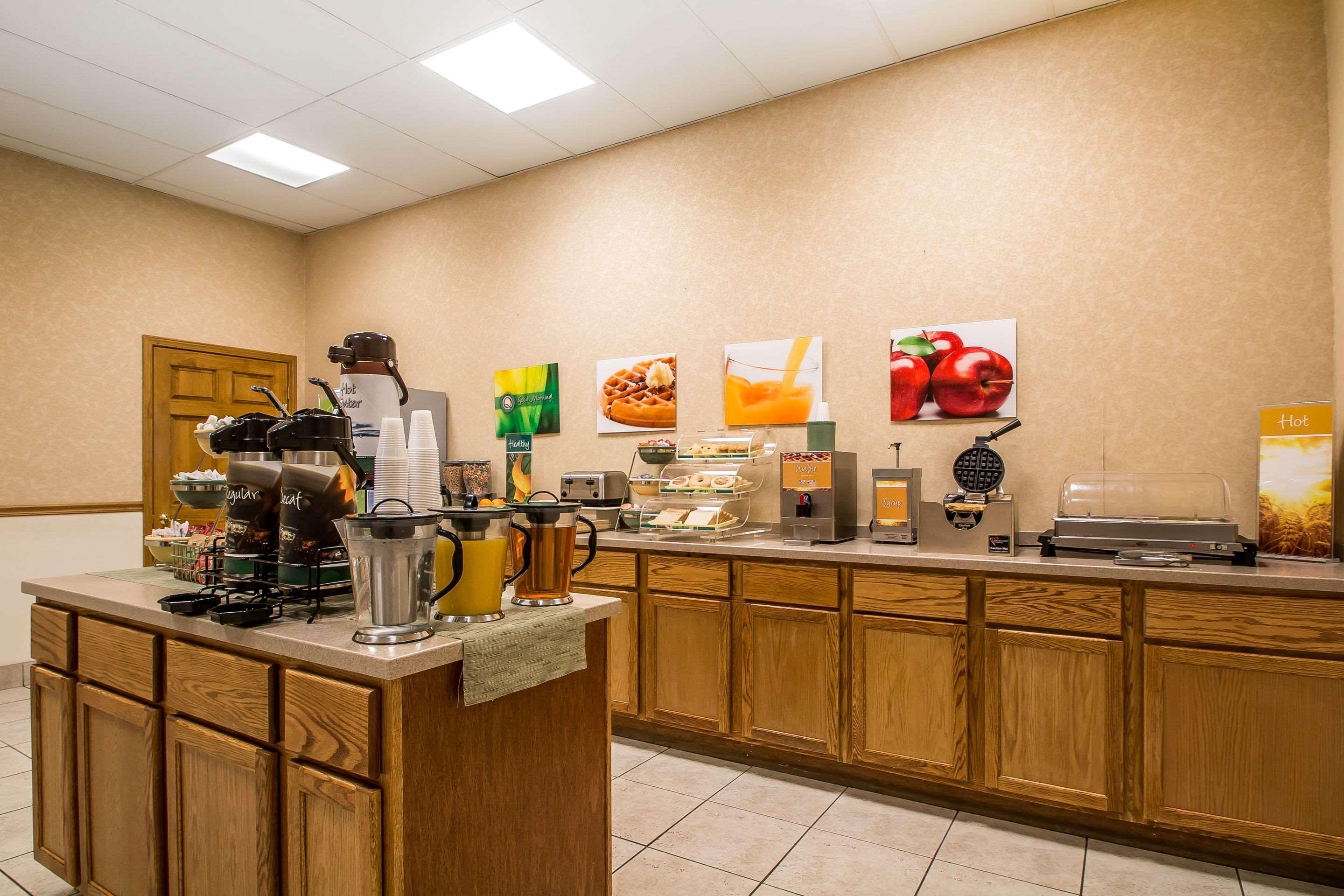 Quality Inn Morris I-80 Екстериор снимка